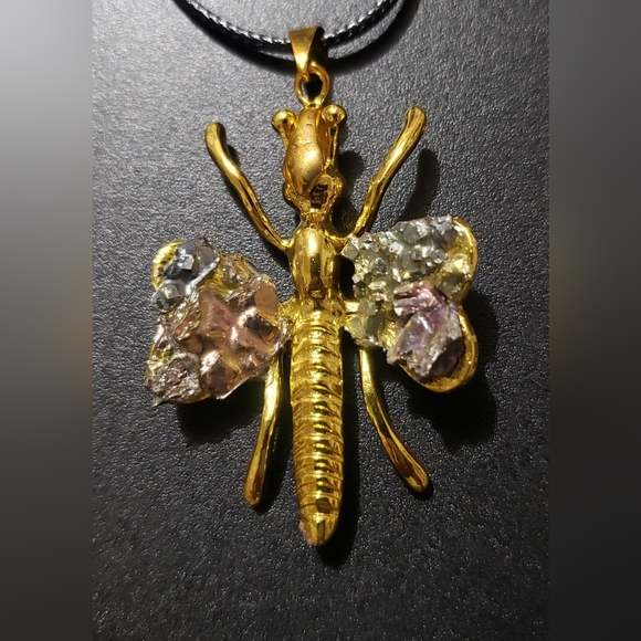 Bismuth Dragonfly pendant Necklace - Picture 7 of 9